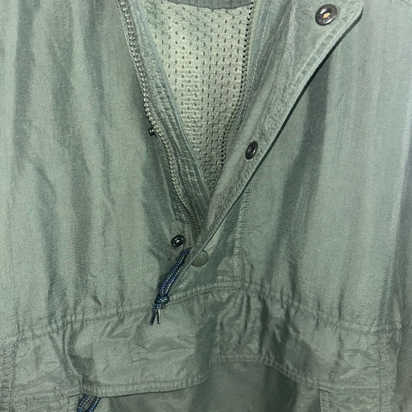 Eastern Mountain Sports Mens Windbreaker 1/2 Snap Front Pouch Jacket Vtg small - Picture 4 of 10